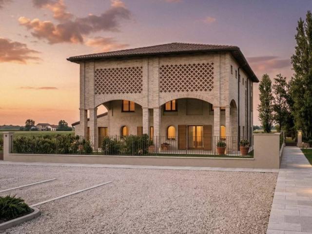 Villa Indipendente in vendita a Unione dei comuni del Distretto Ceramico, Fiorano Modenese