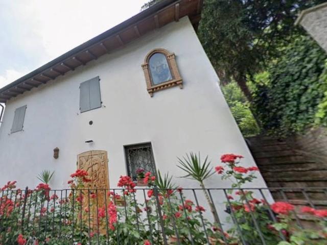 Villa Indipendente in vendita a Unione dei comuni del Distretto Ceramico, Fiorano Modenese