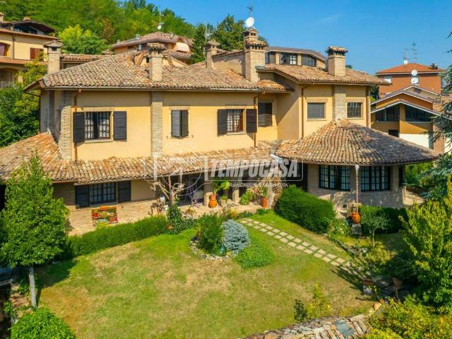 Villa Indipendente in vendita a Unione dei comuni del Distretto Ceramico, Fiorano Modenese