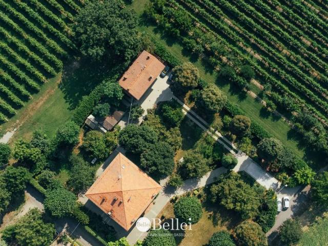 Villa Indipendente in vendita a Unione dei comuni del Distretto Ceramico, Fiorano Modenese