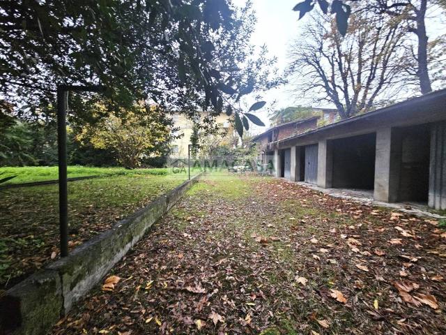 Villa Indipendente in vendita a Unione dei comuni del Distretto Ceramico, Fiorano Modenese