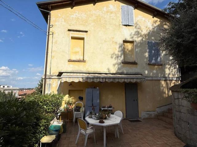 Villa Indipendente in vendita a Unione dei comuni del Distretto Ceramico, Fiorano Modenese