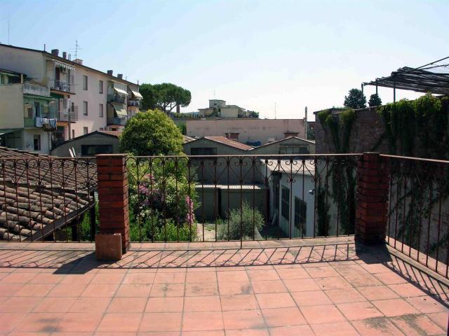 Villa Indipendente in vendita a Serpiolle, Firenze
