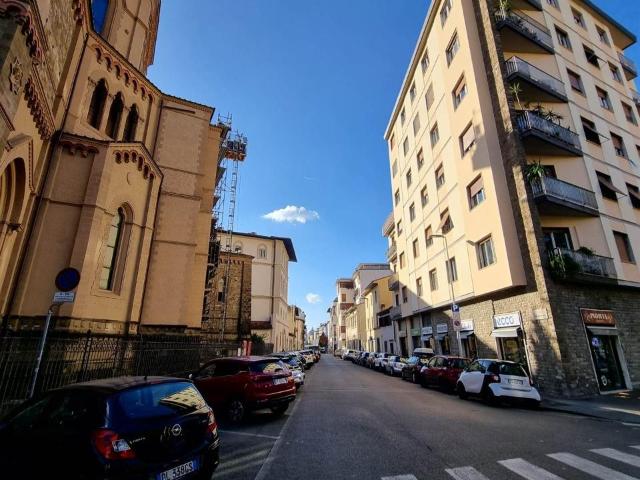 Villa Indipendente in vendita a Quartiere 2, Firenze