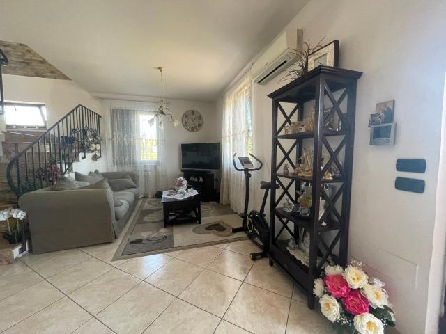 Villa Indipendente in vendita a Quartiere 4, Firenze