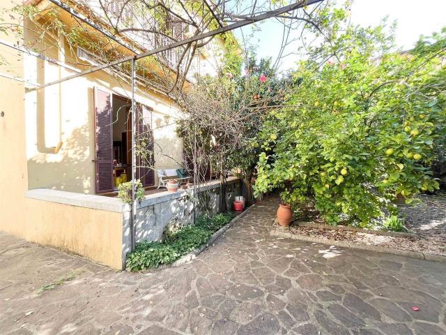 Villa Indipendente in vendita a Quartiere 1, Firenze