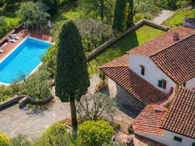 Villa Indipendente in vendita a Pian dei Giullari, Firenze