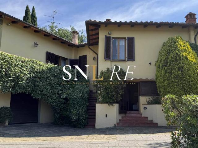 Villa Indipendente in vendita a Quartiere 3, Firenze