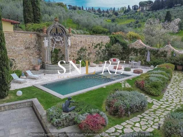 Villa Indipendente in vendita a Due Strade, Firenze