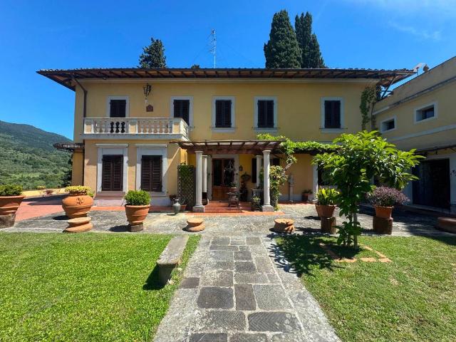 Villa Indipendente in vendita a Serpiolle, Firenze