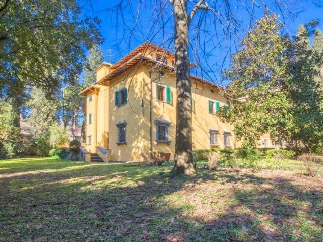 Villa Indipendente in vendita a Quartiere 2, Firenze