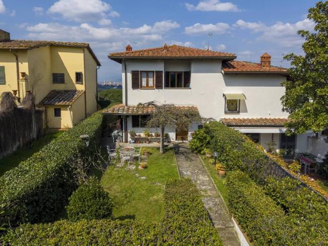 Villa Indipendente in vendita a Quartiere 3, Firenze
