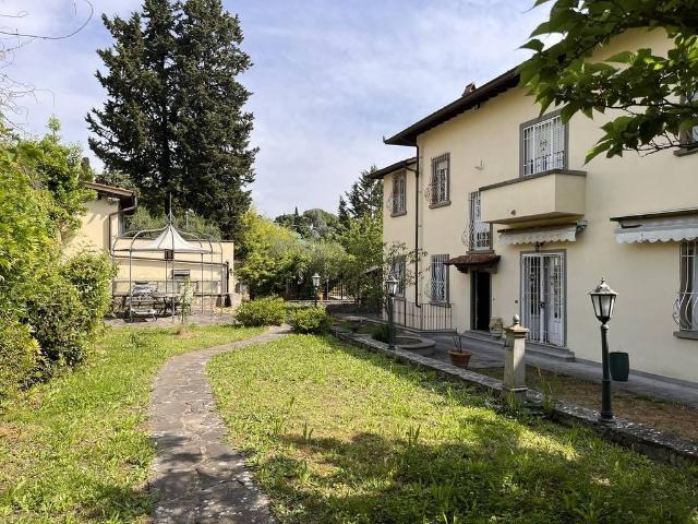 Villa Indipendente in vendita a Quartiere 2, Firenze