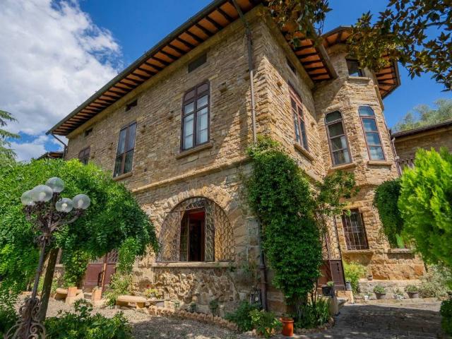 Villa Indipendente in vendita a Quartiere 3, Firenze