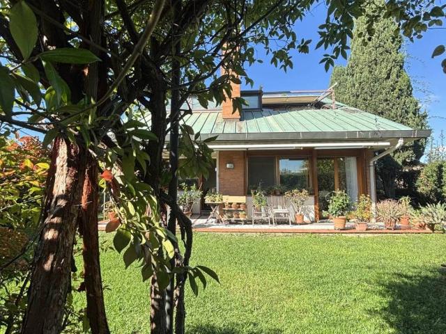 Villa Indipendente in vendita a Quartiere 1, Firenze