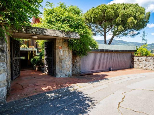 Villa Indipendente in vendita a Quartiere 2, Firenze