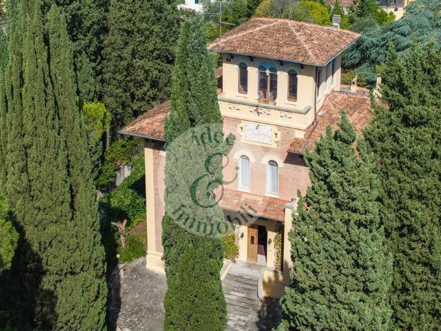 Villa Indipendente in vendita a La Lastra, Firenze