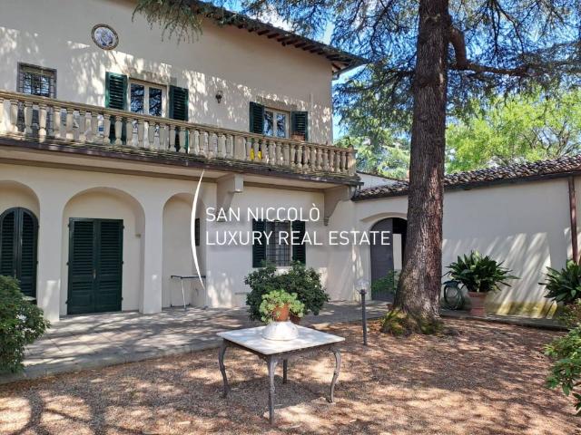 Villa Indipendente in vendita a Quartiere 5, Firenze