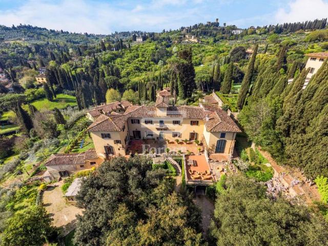 Villa Indipendente in vendita a Quartiere 3, Firenze