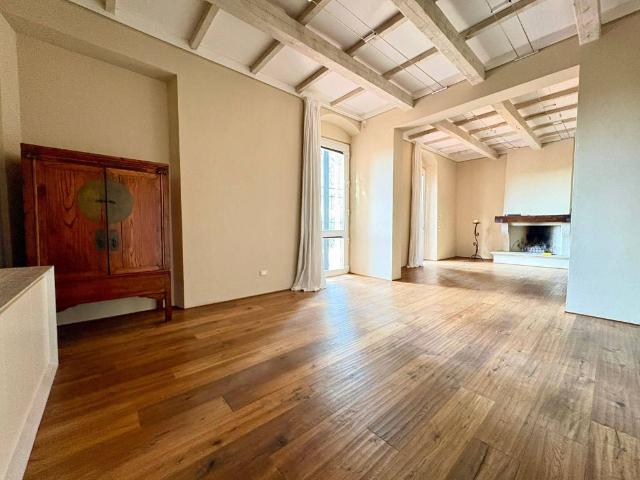 Villa Indipendente in vendita a Serpiolle, Firenze