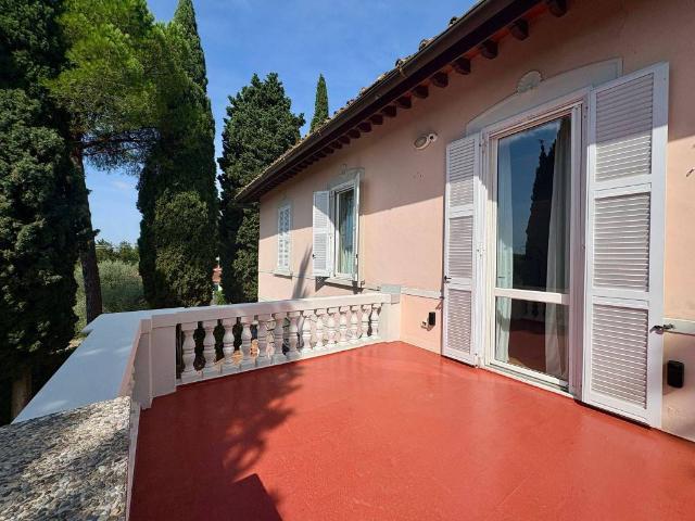 Villa Indipendente in vendita a Serpiolle, Firenze