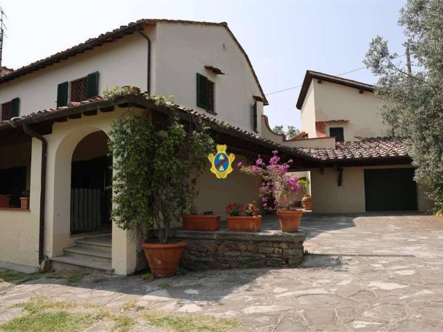 Villa Indipendente in vendita a Quartiere 3, Firenze