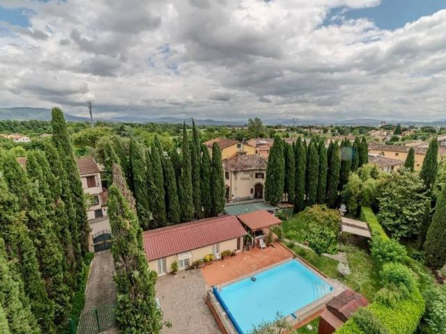 Villa Indipendente in vendita a Pontignale, Firenze