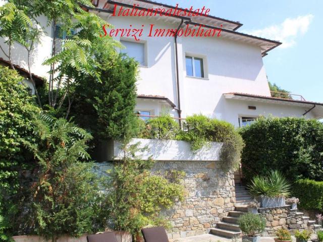 Villa Indipendente in vendita a Quartiere 2, Firenze