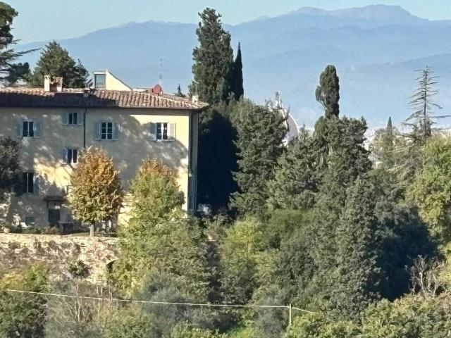 Villa Indipendente in vendita a Quartiere 3, Firenze