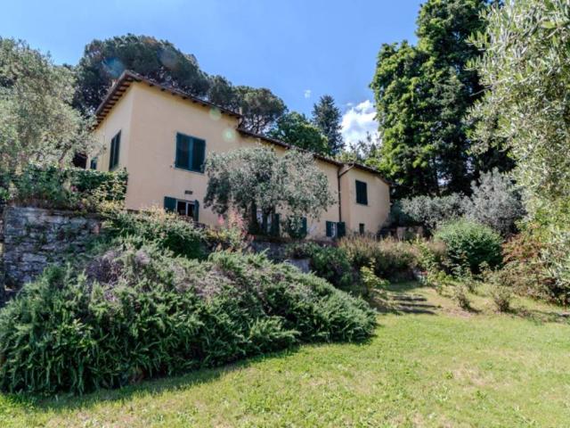 Villa Indipendente in vendita a Quartiere 2, Firenze