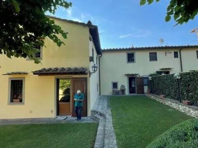 Villa Indipendente in vendita a Quartiere 3, Firenze