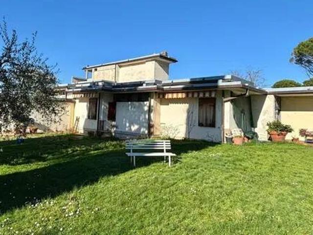 Villa Indipendente in vendita a Quartiere 3, Firenze