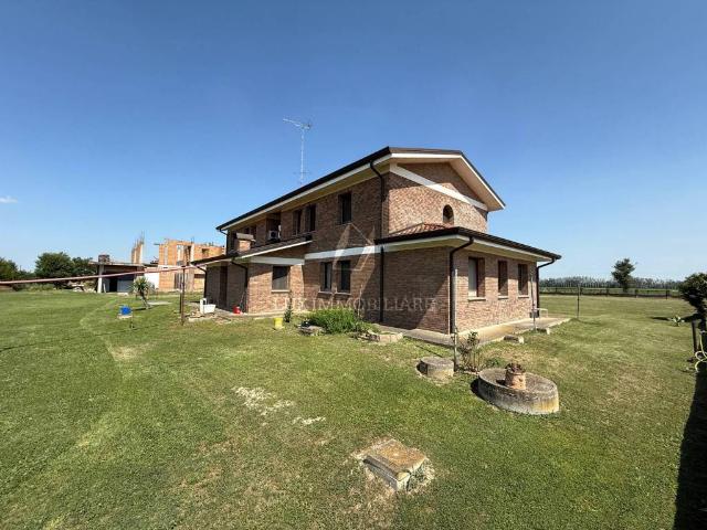 Villa Indipendente in vendita a Unione Delta del Po, Migliaro
