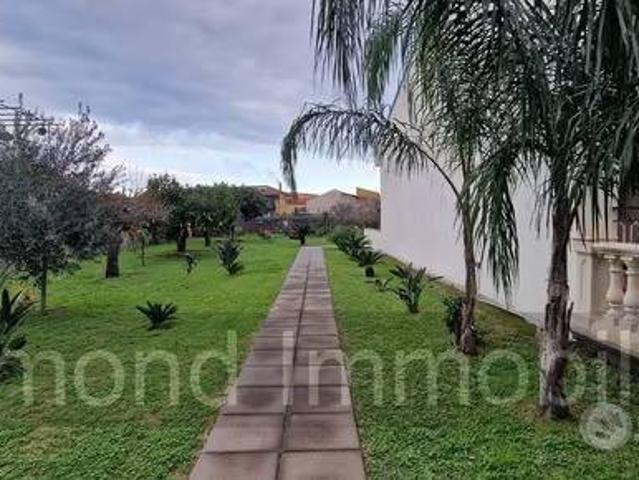Villa Indipendente in vendita a Fiumefreddo Di Sicilia, Sicilia