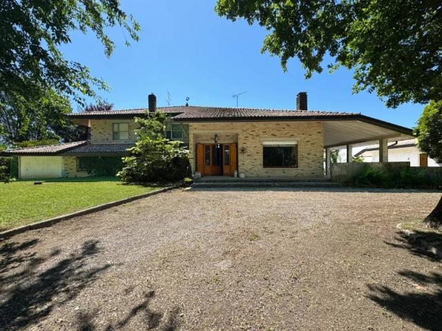 Villa Indipendente in vendita a Terzo Di Aquileia, Friuli-Venezia Giulia