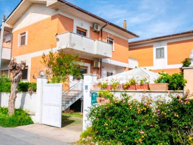 Villa Indipendente in vendita a Roma Capitale, Lazio
