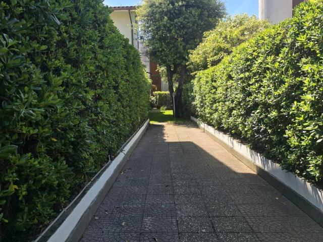 Villa Indipendente in vendita a Fregene, Roma Capitale