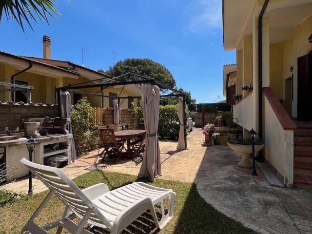 Villa Indipendente in vendita a Roma Capitale, Lazio