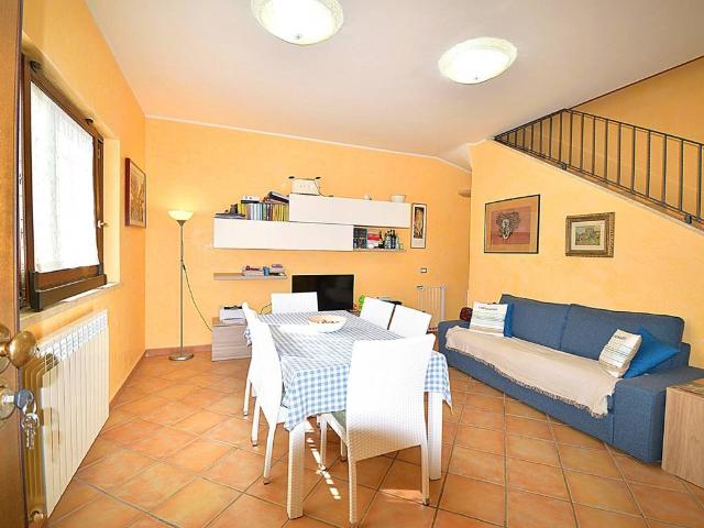 Villa Indipendente in vendita a Fregene, Roma Capitale