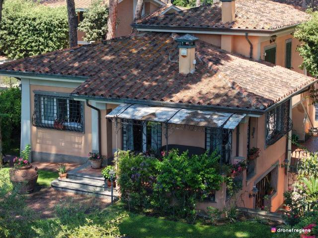 Villa Indipendente in vendita a Fregene, Roma Capitale