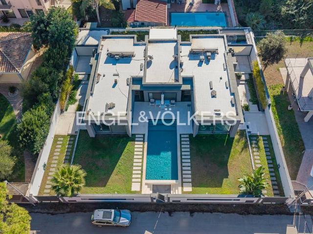 Villa Indipendente in vendita a Fregene, Roma Capitale