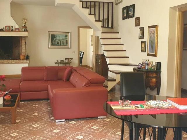 Villa Indipendente in vendita a Roma Capitale, Lazio