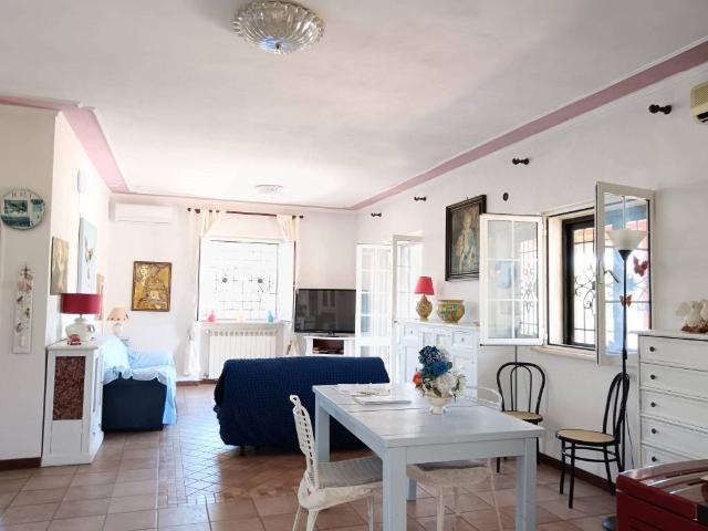 Villa Indipendente in vendita a Roma Capitale, Lazio