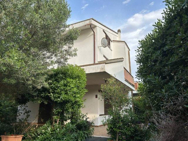 Villa Indipendente in vendita a Fregene, Roma Capitale