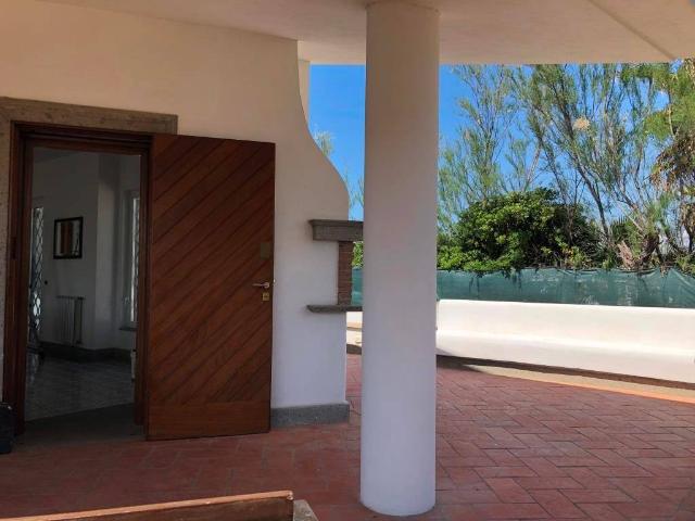 Villa Indipendente in vendita a Fregene, Roma Capitale