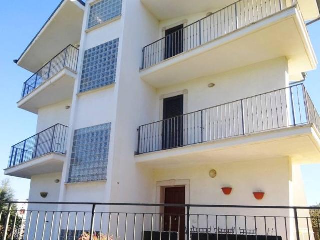 Villa Indipendente in vendita a Fregene, Roma Capitale
