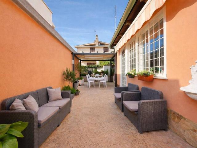 Villa Indipendente in vendita a Roma Capitale, Lazio