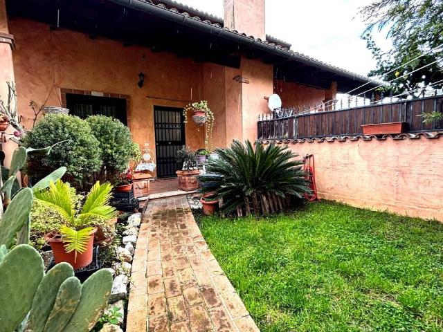 Villa Indipendente in vendita a Roma Capitale, Lazio