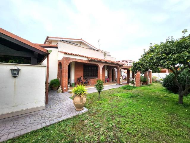 Villa Indipendente in vendita a Roma Capitale, Lazio