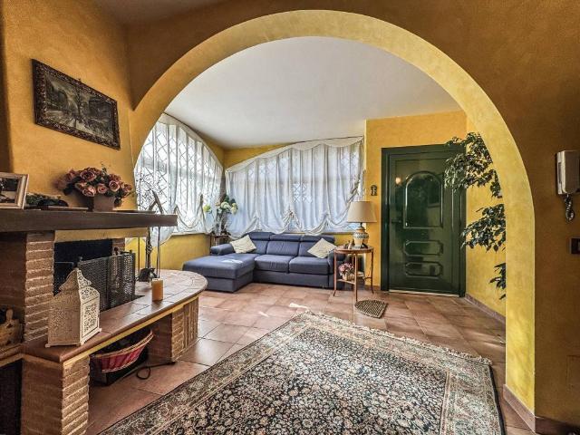 Villa Indipendente in vendita a Fregene, Roma Capitale
